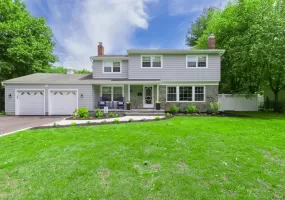 66 Cygnet Drive, Smithtown, NY, 4 Bedrooms Bedrooms, 9 Rooms Rooms,3 BathroomsBathrooms,Residential,For Rent,Cygnet,0,1009544 66 Cygnet Drive, Smithtown, NY, 4 Bedrooms Bedrooms, 9 Rooms Rooms,3 BathroomsBathrooms,Residential,For Rent,Cygnet,0,1009544