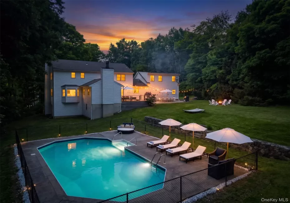 Stunning backyard with pool and lots of entertaining spaces. Stunning backyard with pool and lots of entertaining spaces.