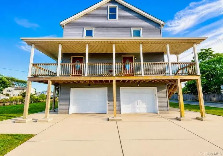 121 Sportsmans Avenue, Hempstead, NY, 2 Bedrooms Bedrooms, 6 Rooms Rooms,1 BathroomBathrooms,Residential Lease,For Rent,Sportsmans,0,1011432 121 Sportsmans Avenue, Hempstead, NY, 2 Bedrooms Bedrooms, 6 Rooms Rooms,1 BathroomBathrooms,Residential Lease,For Rent,Sportsmans,0,1011432