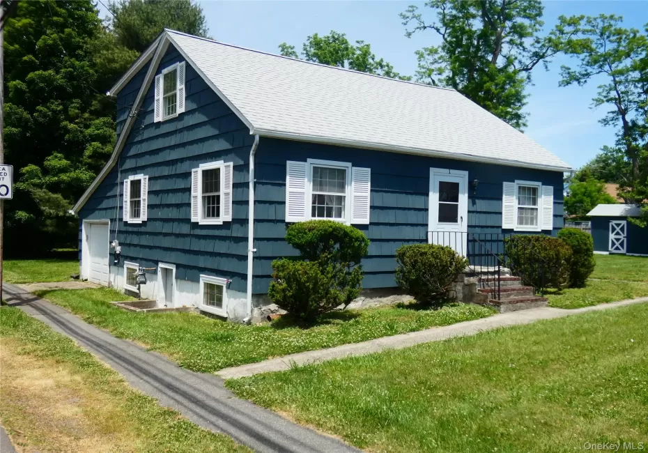 1 Bridge Street, Shawangunk, NY, 4 Bedrooms Bedrooms, 7 Rooms Rooms,1 BathroomBathrooms,Residential,For Rent,Bridge,0,1009447 1 Bridge Street, Shawangunk, NY, 4 Bedrooms Bedrooms, 7 Rooms Rooms,1 BathroomBathrooms,Residential,For Rent,Bridge,0,1009447