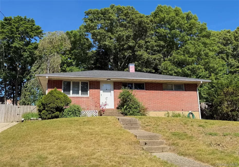 5 Robin Road, Brookhaven, NY, 3 Bedrooms Bedrooms, 5 Rooms Rooms,1 BathroomBathrooms,Residential,For Rent,Robin,0,1010944 5 Robin Road, Brookhaven, NY, 3 Bedrooms Bedrooms, 5 Rooms Rooms,1 BathroomBathrooms,Residential,For Rent,Robin,0,1010944
