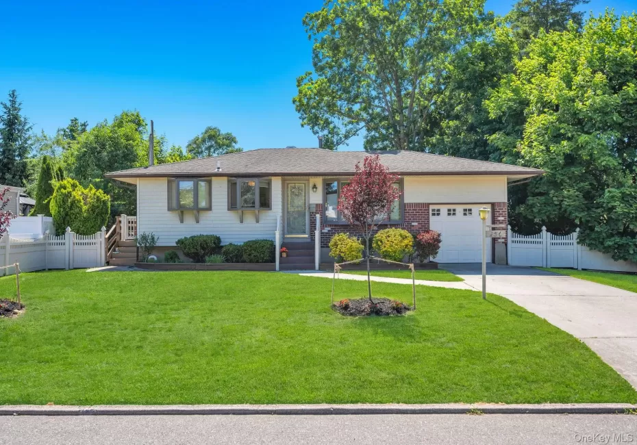 256 4th Street, Babylon, NY, 2 Bedrooms Bedrooms, 4 Rooms Rooms,1 BathroomBathrooms,Residential,For Rent,4th,0,1011522 256 4th Street, Babylon, NY, 2 Bedrooms Bedrooms, 4 Rooms Rooms,1 BathroomBathrooms,Residential,For Rent,4th,0,1011522