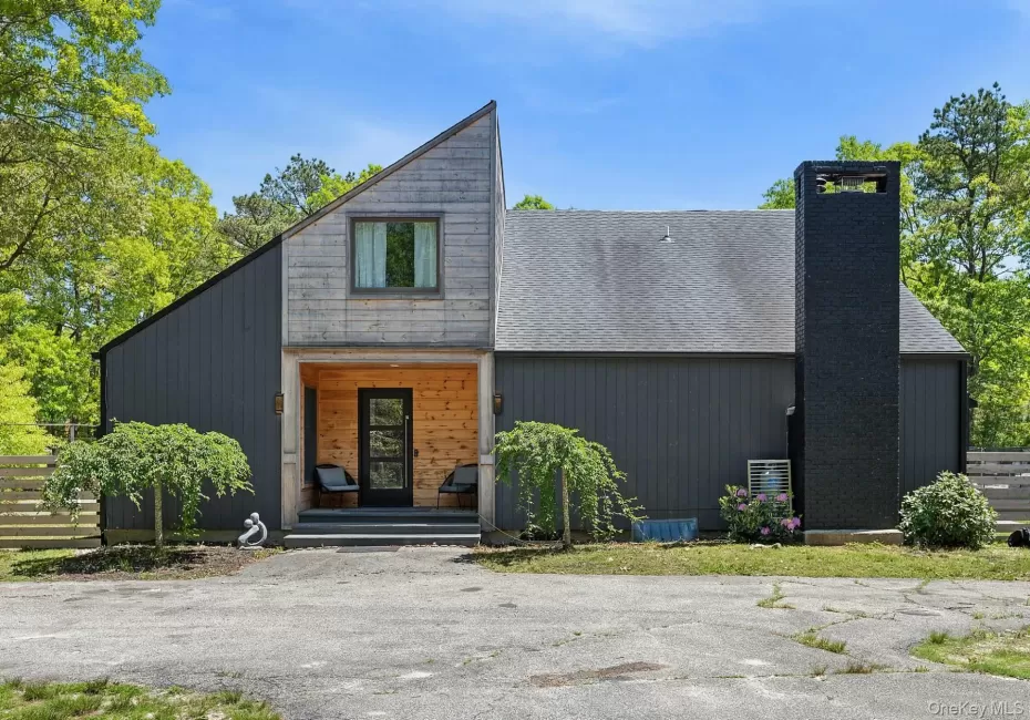 12 North Quarter Rd, Southampton, NY, 4 Bedrooms Bedrooms, 10 Rooms Rooms,3 BathroomsBathrooms,Residential,For Rent,North Quarter Rd,0,1011511 12 North Quarter Rd, Southampton, NY, 4 Bedrooms Bedrooms, 10 Rooms Rooms,3 BathroomsBathrooms,Residential,For Rent,North Quarter Rd,0,1011511