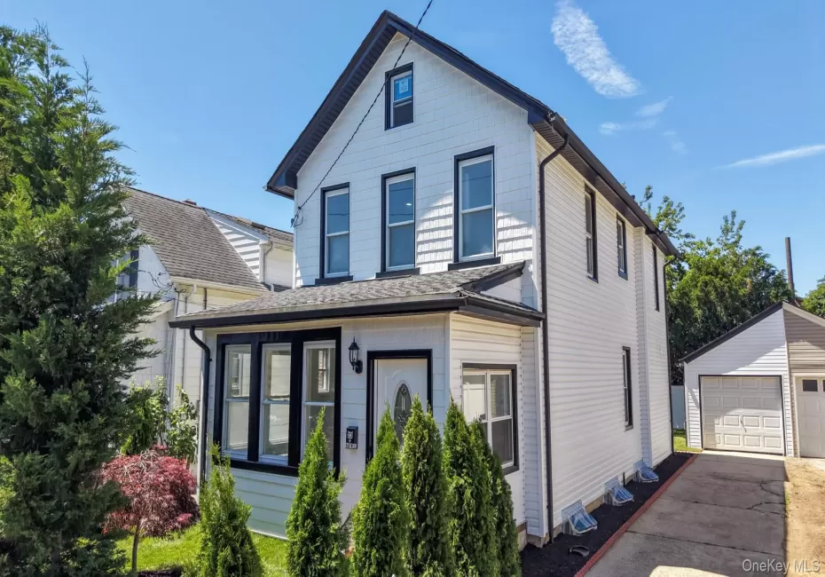 55 Hartwell Place, Hempstead, NY, 3 Bedrooms Bedrooms, 5 Rooms Rooms,2 BathroomsBathrooms,Residential,For Rent,Hartwell,0,1011552 55 Hartwell Place, Hempstead, NY, 3 Bedrooms Bedrooms, 5 Rooms Rooms,2 BathroomsBathrooms,Residential,For Rent,Hartwell,0,1011552