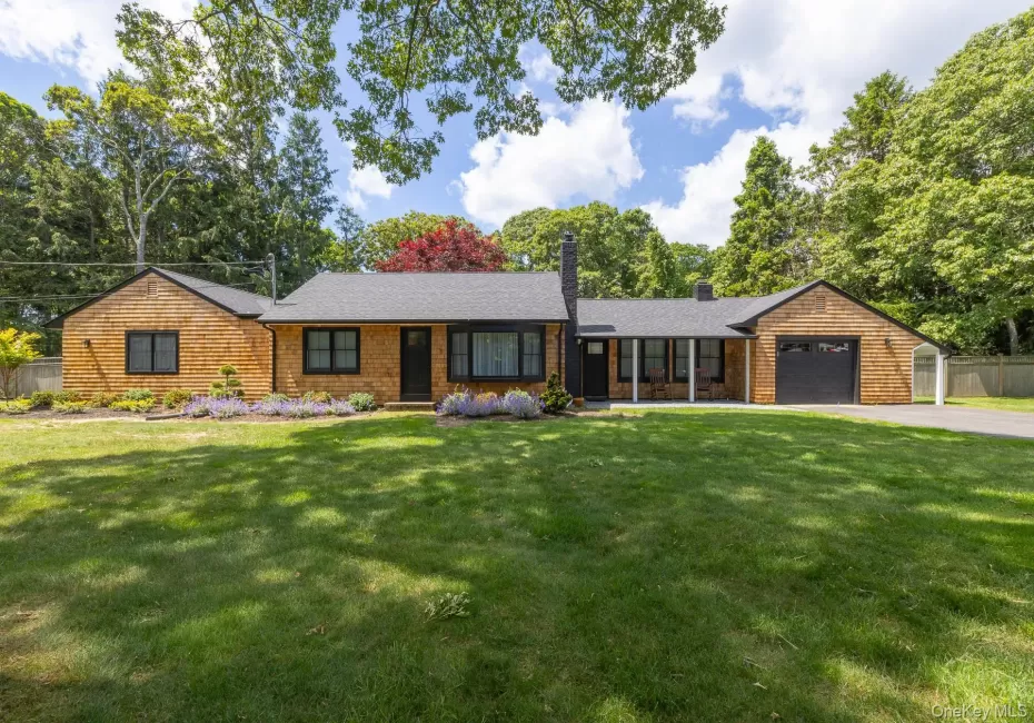 19 Groveland Avenue, Southampton, NY, 3 Bedrooms Bedrooms, 6 Rooms Rooms,3 BathroomsBathrooms,Residential,For Rent,Groveland,0,1011535 19 Groveland Avenue, Southampton, NY, 3 Bedrooms Bedrooms, 6 Rooms Rooms,3 BathroomsBathrooms,Residential,For Rent,Groveland,0,1011535