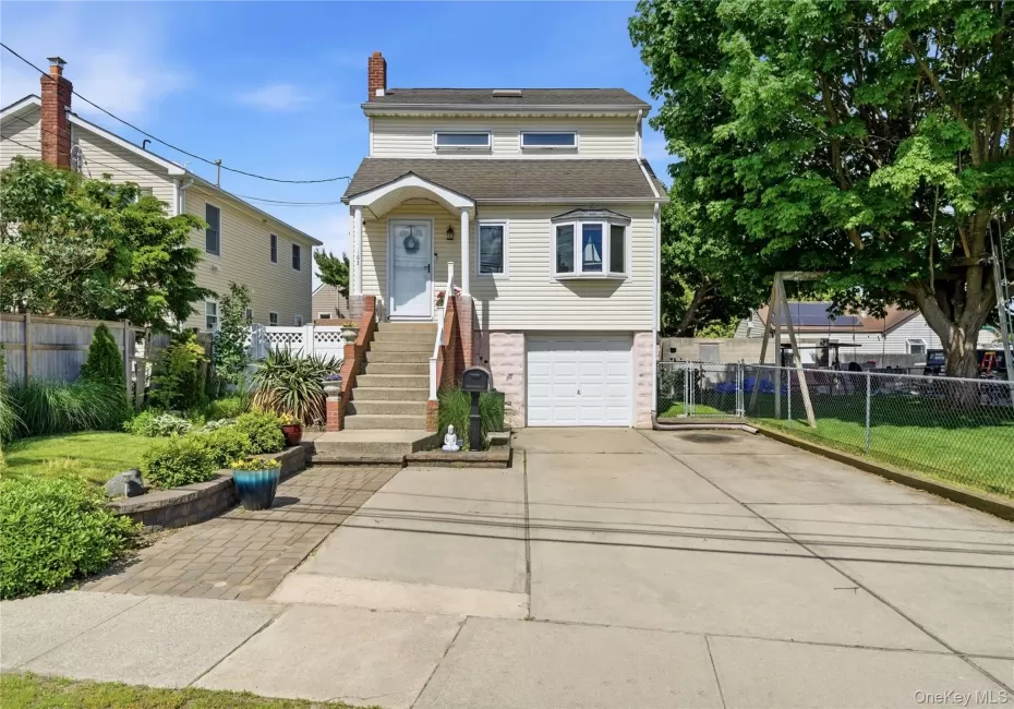 107 Shore Road, Babylon, NY, 2 Bedrooms Bedrooms, 8 Rooms Rooms,2 BathroomsBathrooms,Residential,For Rent,Shore,0,1011597 107 Shore Road, Babylon, NY, 2 Bedrooms Bedrooms, 8 Rooms Rooms,2 BathroomsBathrooms,Residential,For Rent,Shore,0,1011597
