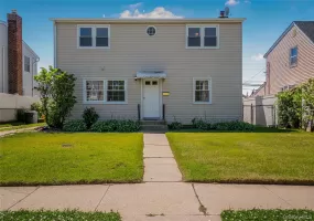 32 Gables Drive, Oyster Bay, NY, 5 Bedrooms Bedrooms, 9 Rooms Rooms,2 BathroomsBathrooms,Residential,For Rent,Gables,0,KEY1009786 32 Gables Drive, Oyster Bay, NY, 5 Bedrooms Bedrooms, 9 Rooms Rooms,2 BathroomsBathrooms,Residential,For Rent,Gables,0,KEY1009786