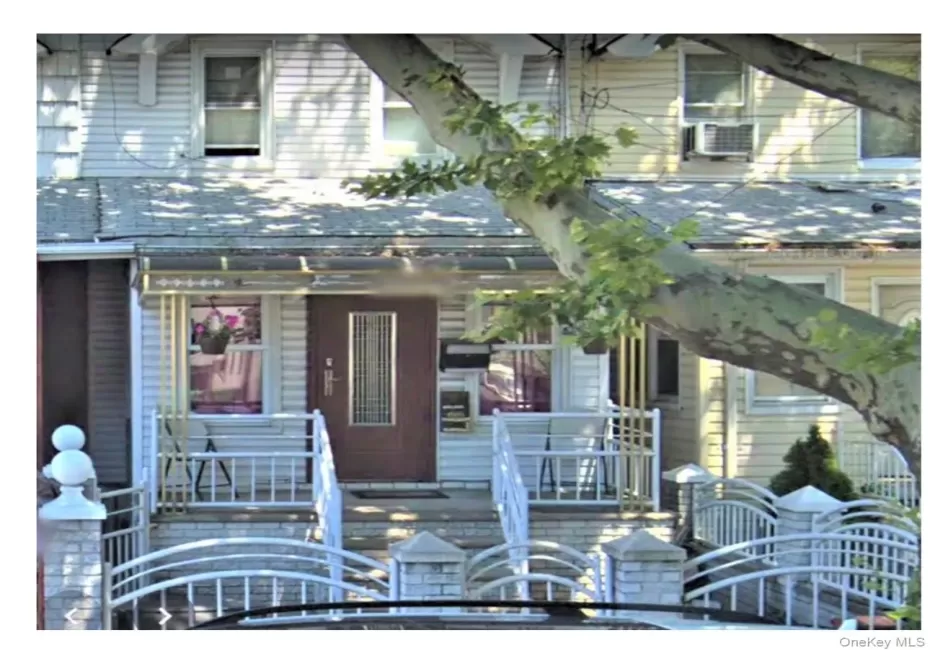 11205 103rd Avenue, New York, NY, 3 Bedrooms Bedrooms, 5 Rooms Rooms,2 BathroomsBathrooms,Residential,For Rent,103rd,0,1011241 11205 103rd Avenue, New York, NY, 3 Bedrooms Bedrooms, 5 Rooms Rooms,2 BathroomsBathrooms,Residential,For Rent,103rd,0,1011241