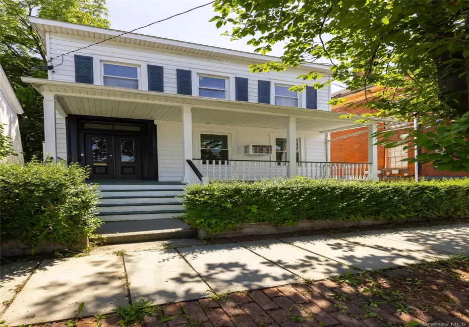 29 Delano Street, Poughkeepsie, NY, 3 Bedrooms Bedrooms, 6 Rooms Rooms,1 BathroomBathrooms,Residential Lease,For Rent,Delano,0,1006595 29 Delano Street, Poughkeepsie, NY, 3 Bedrooms Bedrooms, 6 Rooms Rooms,1 BathroomBathrooms,Residential Lease,For Rent,Delano,0,1006595