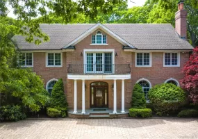 10 Emerson Court, Southampton, NY, 5 Bedrooms Bedrooms, 16 Rooms Rooms,5 BathroomsBathrooms,Residential,For Rent,Emerson,0,936846 10 Emerson Court, Southampton, NY, 5 Bedrooms Bedrooms, 16 Rooms Rooms,5 BathroomsBathrooms,Residential,For Rent,Emerson,0,936846