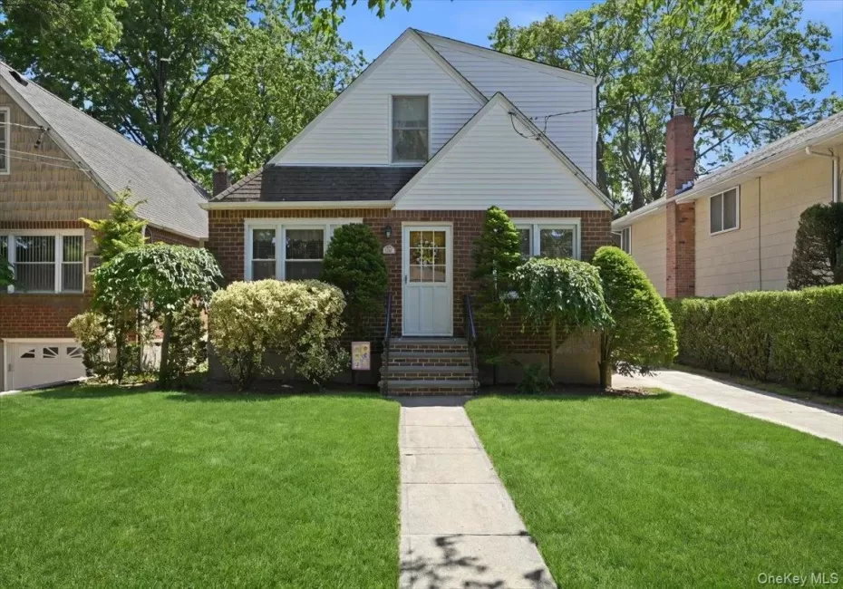 154 Cypress Street, Hempstead, NY, 3 Bedrooms Bedrooms, 7 Rooms Rooms,2 BathroomsBathrooms,Residential,For Rent,Cypress,0,1005866 154 Cypress Street, Hempstead, NY, 3 Bedrooms Bedrooms, 7 Rooms Rooms,2 BathroomsBathrooms,Residential,For Rent,Cypress,0,1005866