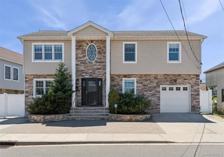 161 Barbara Road, Hempstead, NY, 4 Bedrooms Bedrooms, 10 Rooms Rooms,3 BathroomsBathrooms,Residential,For Rent,Barbara,0,1007756 161 Barbara Road, Hempstead, NY, 4 Bedrooms Bedrooms, 10 Rooms Rooms,3 BathroomsBathrooms,Residential,For Rent,Barbara,0,1007756