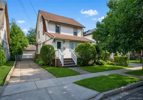214 Lowell Avenue, Hempstead, NY, 5 Bedrooms Bedrooms, 12 Rooms Rooms,3 BathroomsBathrooms,Residential,For Rent,Lowell,0,1011808 214 Lowell Avenue, Hempstead, NY, 5 Bedrooms Bedrooms, 12 Rooms Rooms,3 BathroomsBathrooms,Residential,For Rent,Lowell,0,1011808