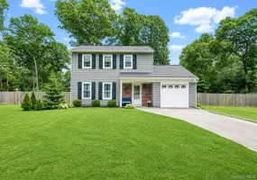 4 Green Terrace, Brookhaven, NY, 3 Bedrooms Bedrooms, 9 Rooms Rooms,1 BathroomBathrooms,Residential,For Rent,Green,0,1010645 4 Green Terrace, Brookhaven, NY, 3 Bedrooms Bedrooms, 9 Rooms Rooms,1 BathroomBathrooms,Residential,For Rent,Green,0,1010645