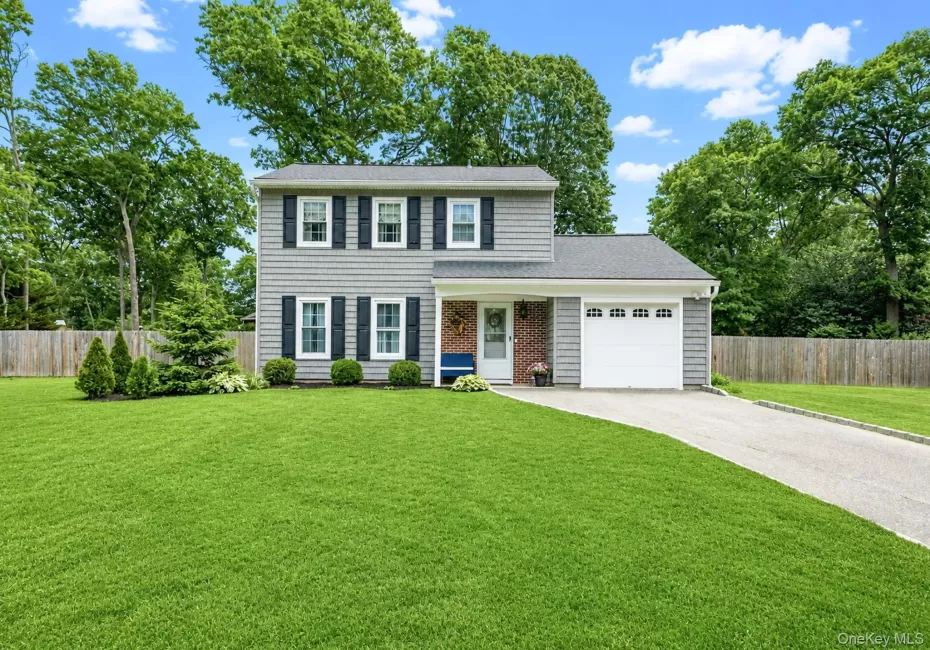 4 Green Terrace, Brookhaven, NY, 3 Bedrooms Bedrooms, 9 Rooms Rooms,1 BathroomBathrooms,Residential,For Rent,Green,0,1010645 4 Green Terrace, Brookhaven, NY, 3 Bedrooms Bedrooms, 9 Rooms Rooms,1 BathroomBathrooms,Residential,For Rent,Green,0,1010645