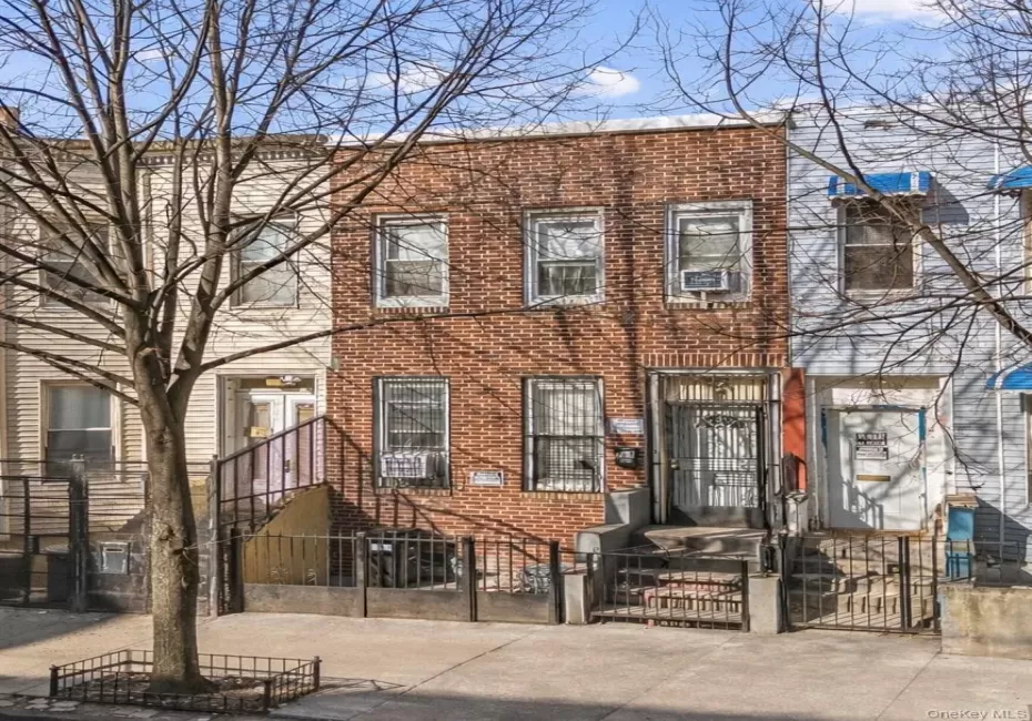 769 Union Avenue, New York, NY, 2 Bedrooms Bedrooms, 8 Rooms Rooms,2 BathroomsBathrooms,Residential,For Rent,Union,0,1011825 769 Union Avenue, New York, NY, 2 Bedrooms Bedrooms, 8 Rooms Rooms,2 BathroomsBathrooms,Residential,For Rent,Union,0,1011825