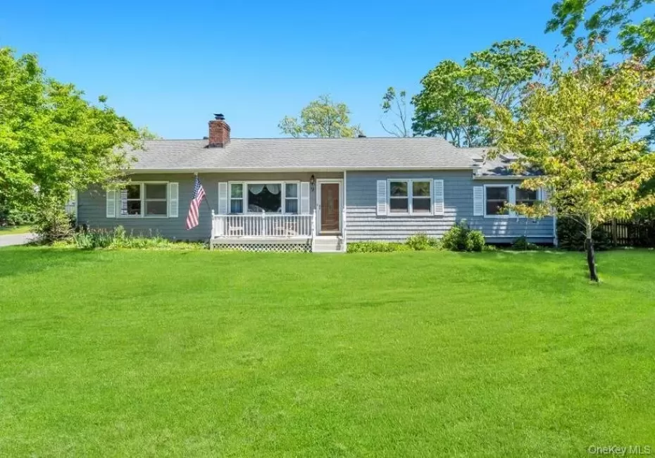 9 Epson Course, Brookhaven, NY, 4 Bedrooms Bedrooms, 8 Rooms Rooms,2 BathroomsBathrooms,Residential,For Rent,Epson,0,1010859 9 Epson Course, Brookhaven, NY, 4 Bedrooms Bedrooms, 8 Rooms Rooms,2 BathroomsBathrooms,Residential,For Rent,Epson,0,1010859