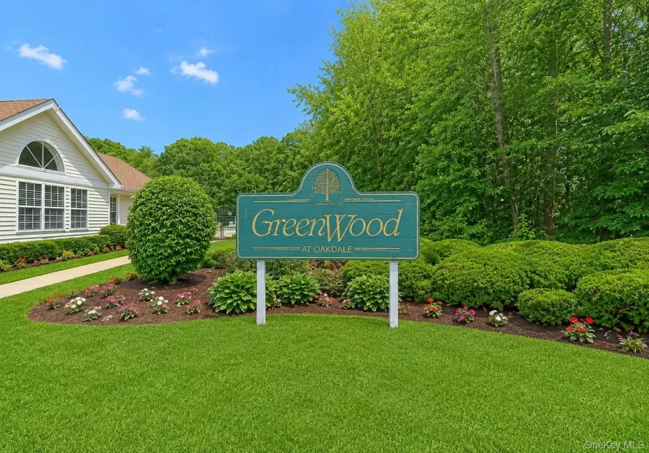 532 Race Place, Islip, NY, 2 Bedrooms Bedrooms, 5 Rooms Rooms,1 BathroomBathrooms,Residential,For Rent,Race,0,1011793 532 Race Place, Islip, NY, 2 Bedrooms Bedrooms, 5 Rooms Rooms,1 BathroomBathrooms,Residential,For Rent,Race,0,1011793