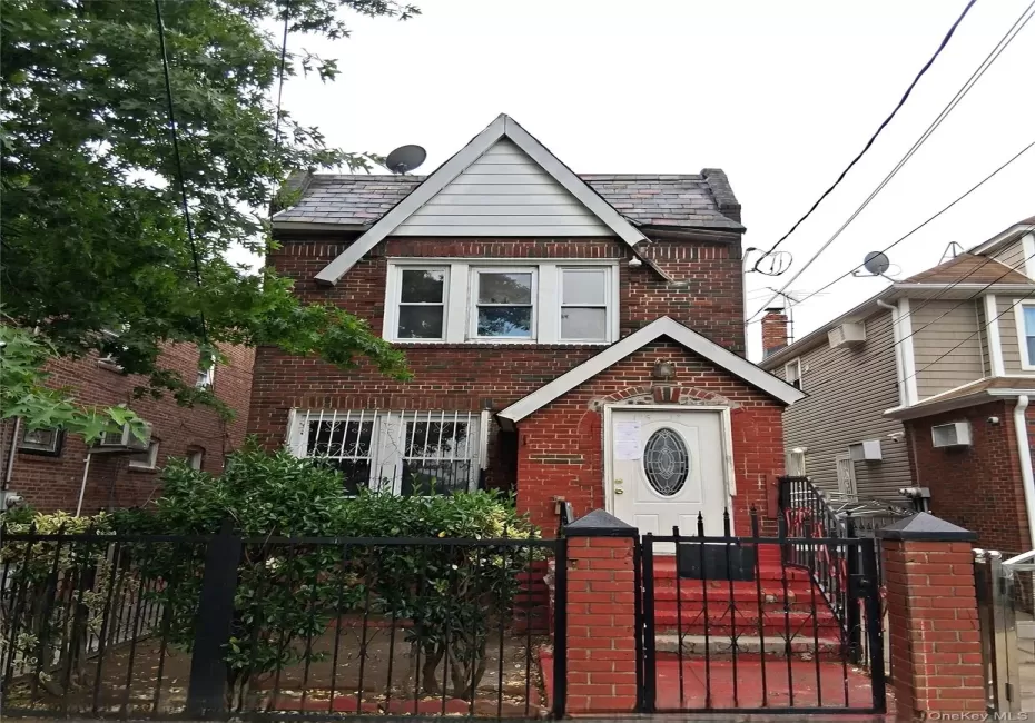 115-38 127th Street, New York, NY, 3 Bedrooms Bedrooms, 6 Rooms Rooms,2 BathroomsBathrooms,Residential,For Rent,127th,0,1011878 115-38 127th Street, New York, NY, 3 Bedrooms Bedrooms, 6 Rooms Rooms,2 BathroomsBathrooms,Residential,For Rent,127th,0,1011878
