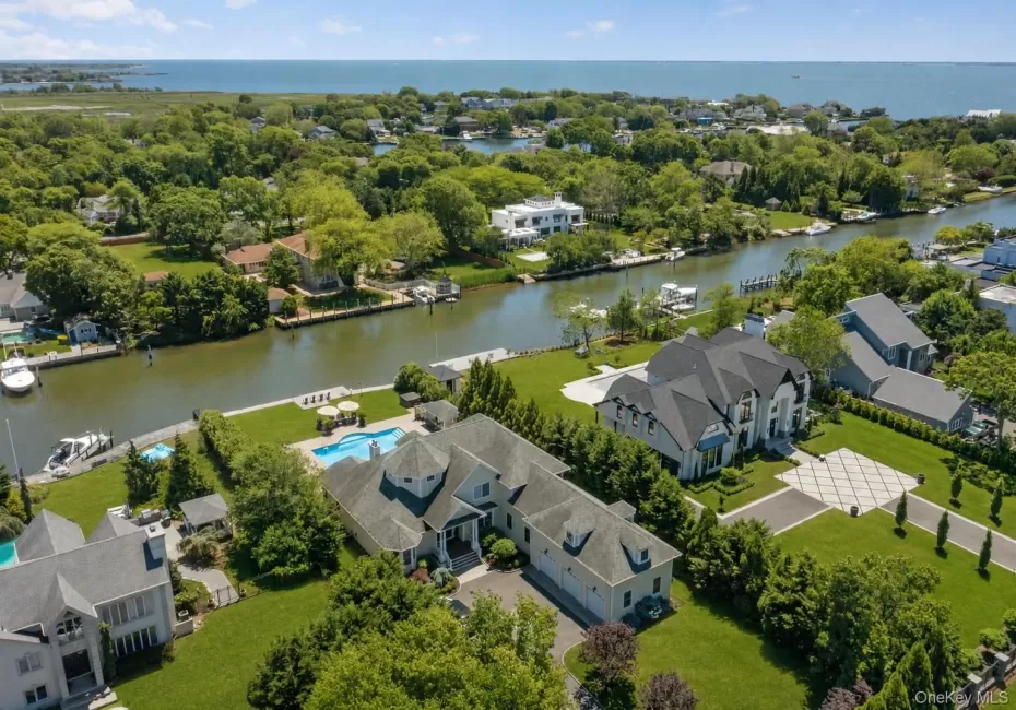 65 Bayberry Road, Islip, NY, 5 Bedrooms Bedrooms, 11 Rooms Rooms,3 BathroomsBathrooms,Residential,For Rent,Bayberry,0,1011344 65 Bayberry Road, Islip, NY, 5 Bedrooms Bedrooms, 11 Rooms Rooms,3 BathroomsBathrooms,Residential,For Rent,Bayberry,0,1011344