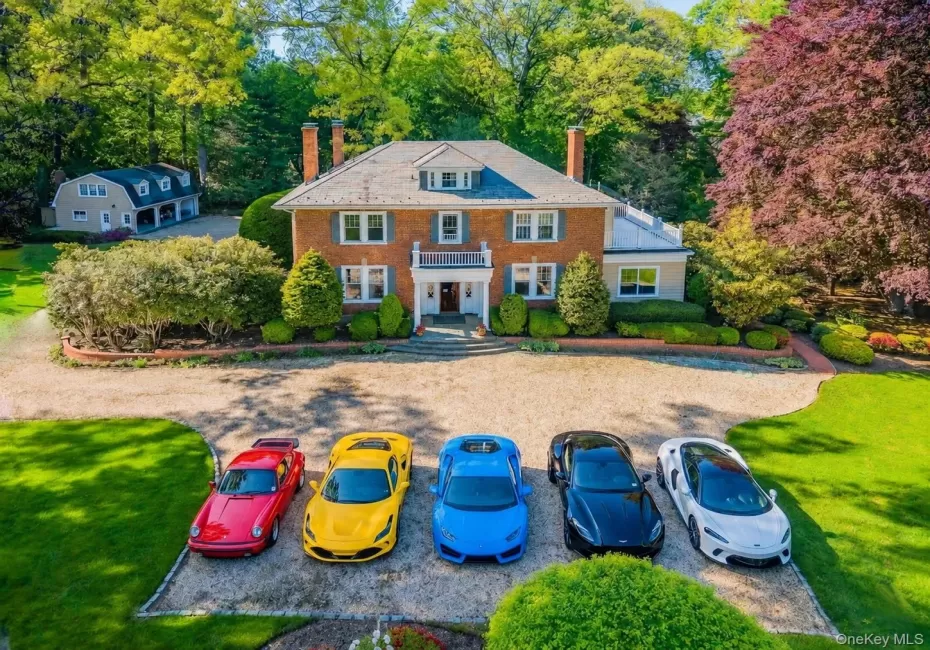 23 Townsend Road, Glen Cove, NY, 5 Bedrooms Bedrooms, 20 Rooms Rooms,3 BathroomsBathrooms,Residential,For Rent,Townsend,0,1011698 23 Townsend Road, Glen Cove, NY, 5 Bedrooms Bedrooms, 20 Rooms Rooms,3 BathroomsBathrooms,Residential,For Rent,Townsend,0,1011698