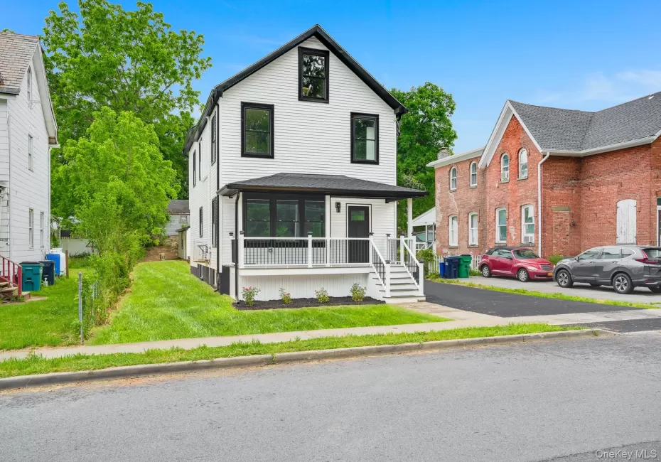 25 Remsen Avenue, Wappinger, NY, 5 Bedrooms Bedrooms, 8 Rooms Rooms,3 BathroomsBathrooms,Residential,For Rent,Remsen,0,1011496 25 Remsen Avenue, Wappinger, NY, 5 Bedrooms Bedrooms, 8 Rooms Rooms,3 BathroomsBathrooms,Residential,For Rent,Remsen,0,1011496
