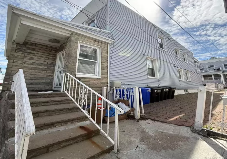 20-30 127th Street, New York, NY, 3 Bedrooms Bedrooms, 6 Rooms Rooms,1 BathroomBathrooms,Residential Lease,For Rent,127th,0,1011948 20-30 127th Street, New York, NY, 3 Bedrooms Bedrooms, 6 Rooms Rooms,1 BathroomBathrooms,Residential Lease,For Rent,127th,0,1011948