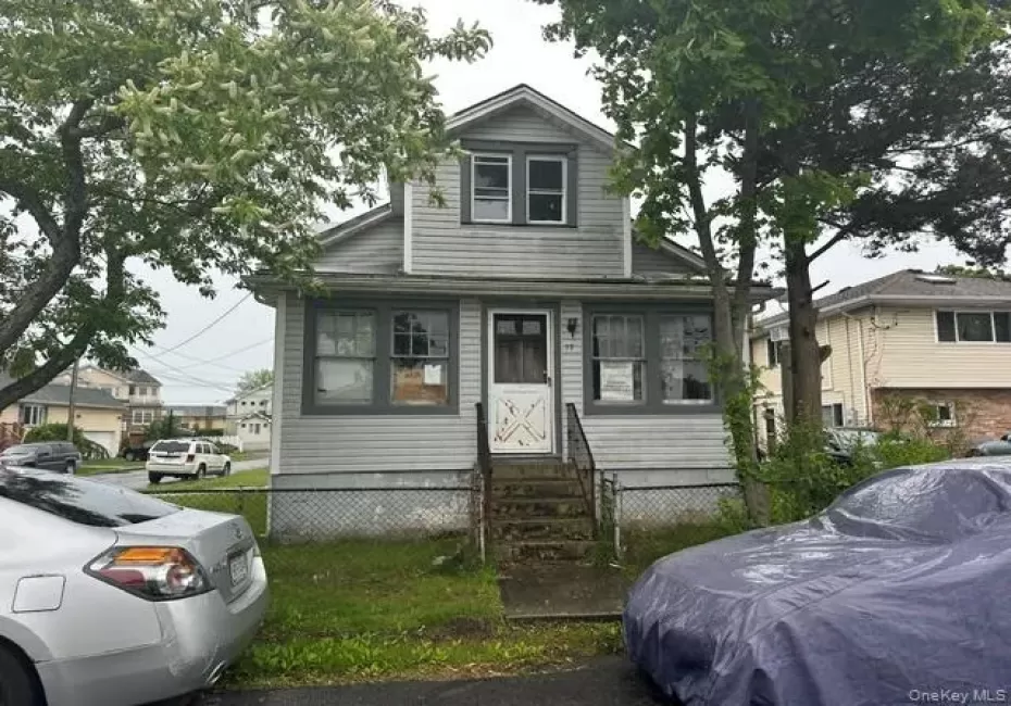 17 Mound Street, Babylon, NY, 3 Bedrooms Bedrooms, 7 Rooms Rooms,1 BathroomBathrooms,Residential,For Rent,Mound,0,1011384 17 Mound Street, Babylon, NY, 3 Bedrooms Bedrooms, 7 Rooms Rooms,1 BathroomBathrooms,Residential,For Rent,Mound,0,1011384