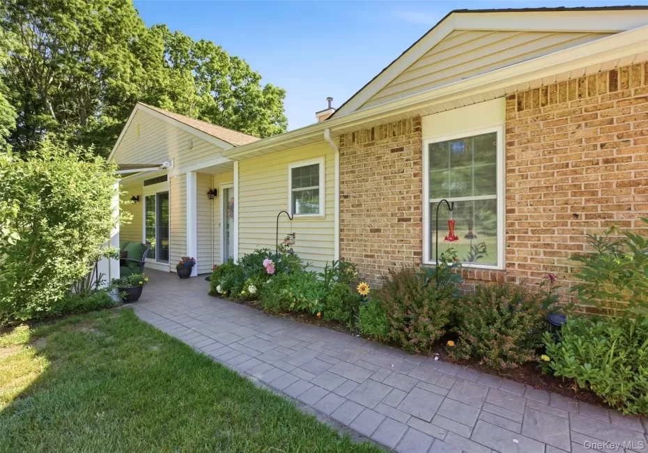 10 Pheasant Trail, Brookhaven, NY, 2 Bedrooms Bedrooms, 5 Rooms Rooms,2 BathroomsBathrooms,Residential,For Rent,Pheasant,0,1011461 10 Pheasant Trail, Brookhaven, NY, 2 Bedrooms Bedrooms, 5 Rooms Rooms,2 BathroomsBathrooms,Residential,For Rent,Pheasant,0,1011461