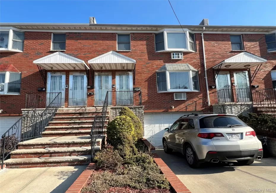 36-05 166th Street, New York, NY, 3 Bedrooms Bedrooms, 7 Rooms Rooms,2 BathroomsBathrooms,Residential Lease,For Rent,166th,0,1012088 36-05 166th Street, New York, NY, 3 Bedrooms Bedrooms, 7 Rooms Rooms,2 BathroomsBathrooms,Residential Lease,For Rent,166th,0,1012088