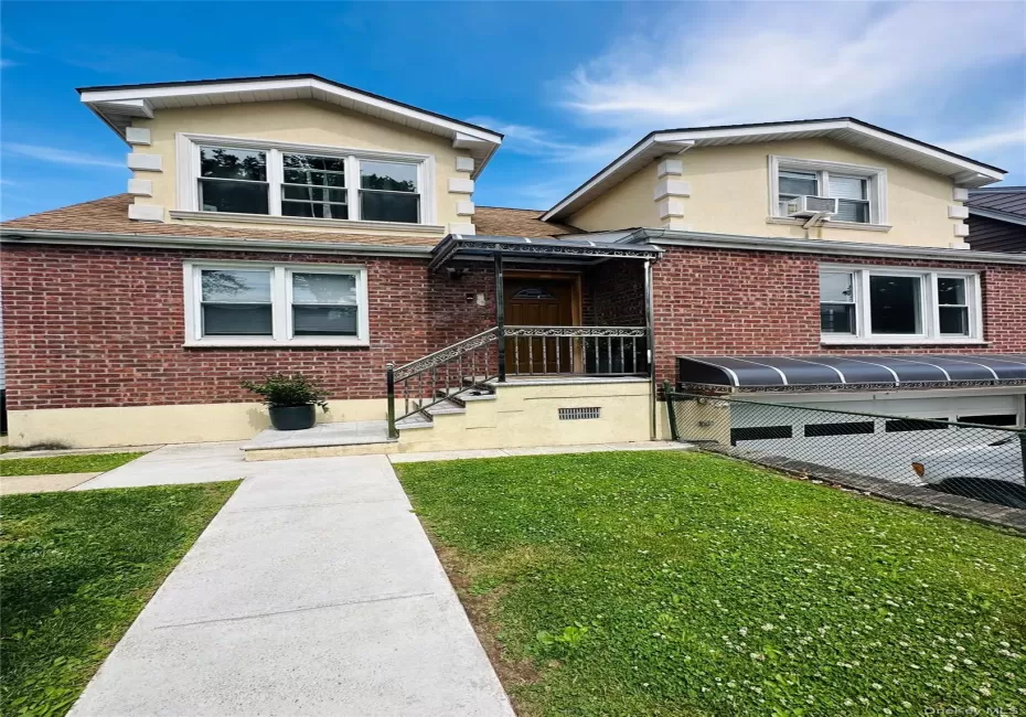 35 Lindsey Street, Yonkers, NY, 3 Bedrooms Bedrooms, 7 Rooms Rooms,1 BathroomBathrooms,Residential Lease,For Rent,Lindsey,0,1012081 35 Lindsey Street, Yonkers, NY, 3 Bedrooms Bedrooms, 7 Rooms Rooms,1 BathroomBathrooms,Residential Lease,For Rent,Lindsey,0,1012081