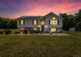 310 Gillespie Street, Crawford, NY, 3 Bedrooms Bedrooms, 11 Rooms Rooms,3 BathroomsBathrooms,Residential,For Rent,Gillespie,0,1009400 310 Gillespie Street, Crawford, NY, 3 Bedrooms Bedrooms, 11 Rooms Rooms,3 BathroomsBathrooms,Residential,For Rent,Gillespie,0,1009400