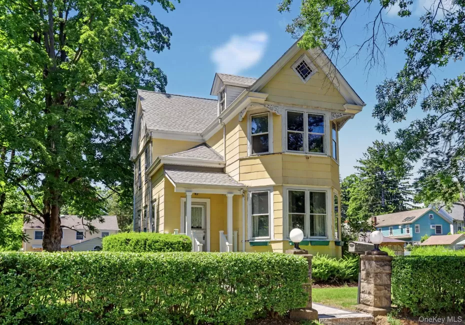71 Grand Street, Cortlandt, NY, 4 Bedrooms Bedrooms, 8 Rooms Rooms,2 BathroomsBathrooms,Residential Lease,For Rent,Grand,0,1006097 71 Grand Street, Cortlandt, NY, 4 Bedrooms Bedrooms, 8 Rooms Rooms,2 BathroomsBathrooms,Residential Lease,For Rent,Grand,0,1006097