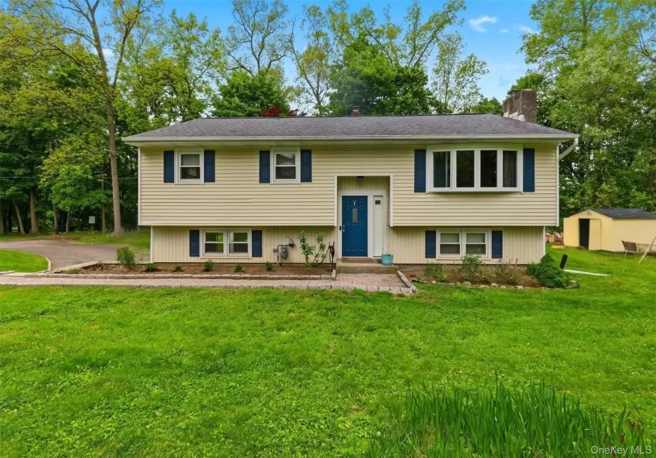 30 Ridgeview Road, Southeast, NY, 3 Bedrooms Bedrooms, 10 Rooms Rooms,2 BathroomsBathrooms,Residential,For Rent,Ridgeview,0,1001610 30 Ridgeview Road, Southeast, NY, 3 Bedrooms Bedrooms, 10 Rooms Rooms,2 BathroomsBathrooms,Residential,For Rent,Ridgeview,0,1001610