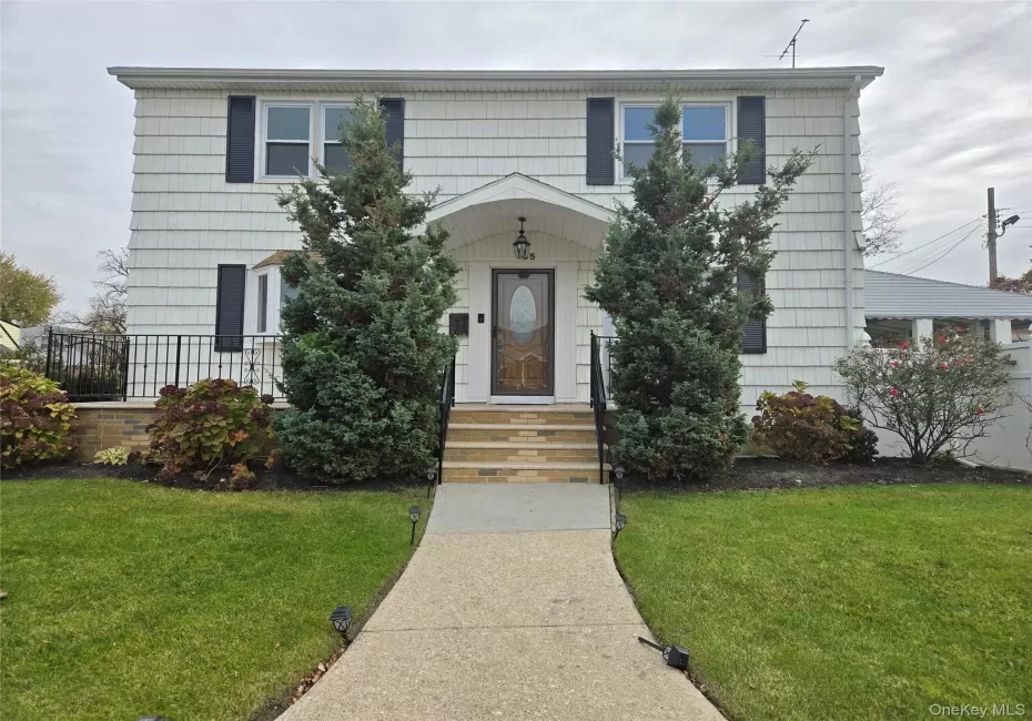 35 Keegan Street, Hempstead, NY, 1 Bedroom Bedrooms, 3 Rooms Rooms,1 BathroomBathrooms,Residential Lease,For Rent,Keegan,0,1009338 35 Keegan Street, Hempstead, NY, 1 Bedroom Bedrooms, 3 Rooms Rooms,1 BathroomBathrooms,Residential Lease,For Rent,Keegan,0,1009338