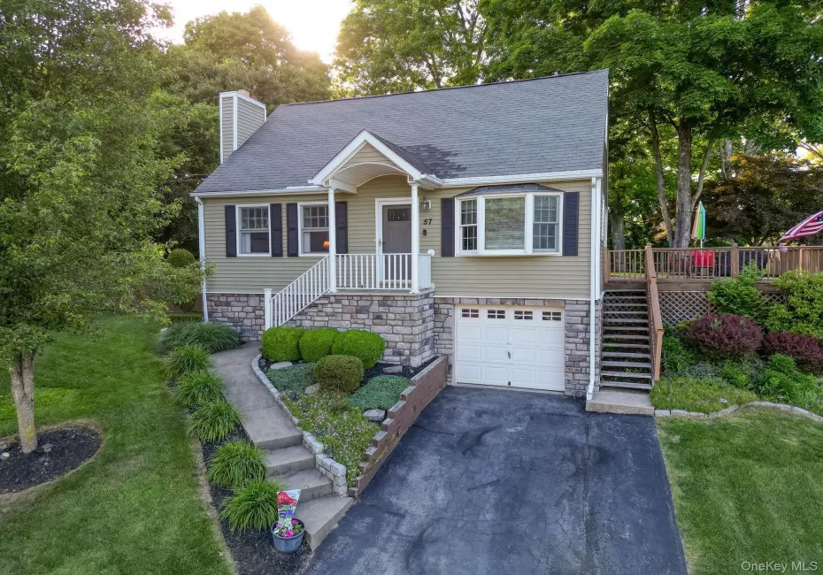 57 Elk Road, East Fishkill, NY, 3 Bedrooms Bedrooms, 7 Rooms Rooms,1 BathroomBathrooms,Residential,For Rent,Elk,0,1009549 57 Elk Road, East Fishkill, NY, 3 Bedrooms Bedrooms, 7 Rooms Rooms,1 BathroomBathrooms,Residential,For Rent,Elk,0,1009549