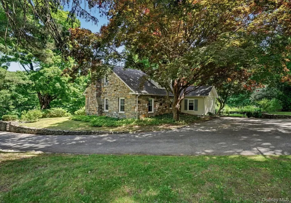 729 Croton Falls Road, Carmel, NY, 3 Bedrooms Bedrooms, 8 Rooms Rooms,2 BathroomsBathrooms,Residential,For Rent,Croton Falls,0,1010144 729 Croton Falls Road, Carmel, NY, 3 Bedrooms Bedrooms, 8 Rooms Rooms,2 BathroomsBathrooms,Residential,For Rent,Croton Falls,0,1010144