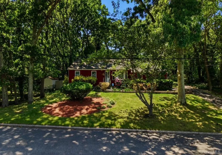 26 Valley Street, Brookhaven, NY, 4 Bedrooms Bedrooms, 8 Rooms Rooms,2 BathroomsBathrooms,Residential,For Rent,Valley,0,1010375 26 Valley Street, Brookhaven, NY, 4 Bedrooms Bedrooms, 8 Rooms Rooms,2 BathroomsBathrooms,Residential,For Rent,Valley,0,1010375