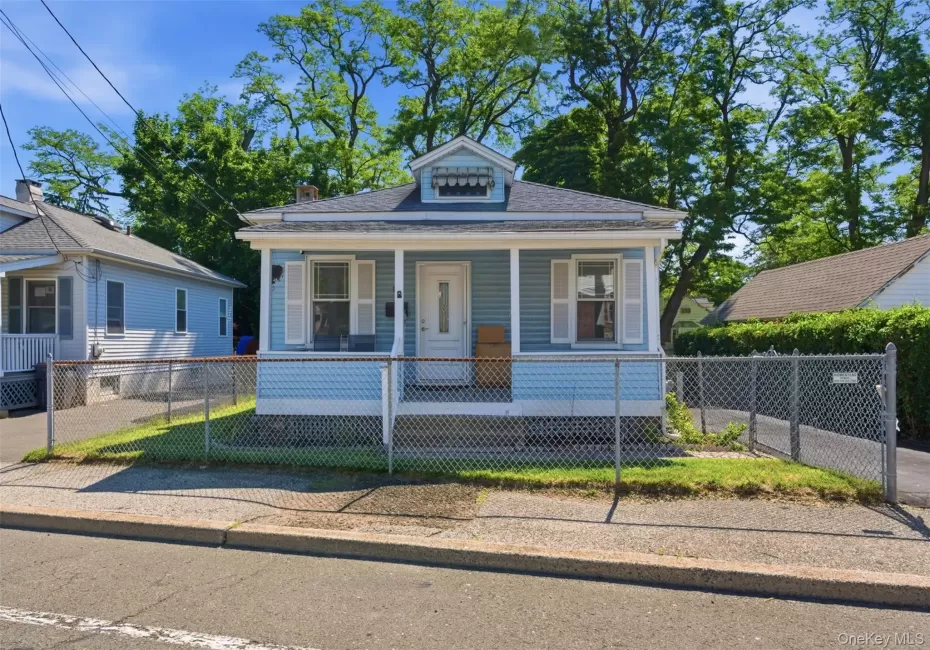 84 Main Street, Haverstraw, NY, 2 Bedrooms Bedrooms, 5 Rooms Rooms,1 BathroomBathrooms,Residential,For Rent,Main,0,1010376 84 Main Street, Haverstraw, NY, 2 Bedrooms Bedrooms, 5 Rooms Rooms,1 BathroomBathrooms,Residential,For Rent,Main,0,1010376