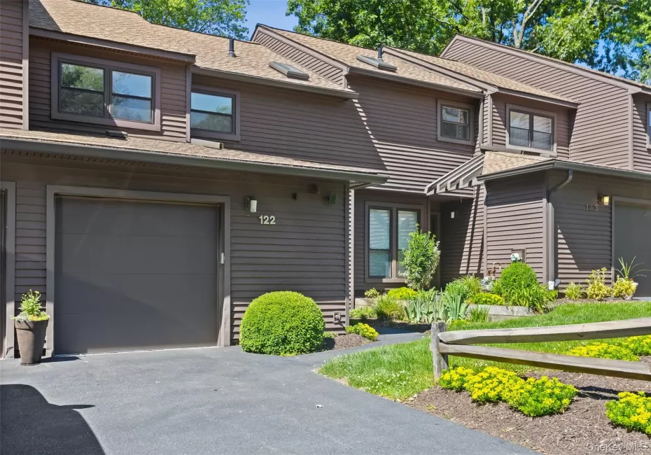122 Woods Brooke Circle, Ossining, NY, 2 Bedrooms Bedrooms, 5 Rooms Rooms,2 BathroomsBathrooms,Residential,For Rent,Woods Brooke,0,1010405 122 Woods Brooke Circle, Ossining, NY, 2 Bedrooms Bedrooms, 5 Rooms Rooms,2 BathroomsBathrooms,Residential,For Rent,Woods Brooke,0,1010405