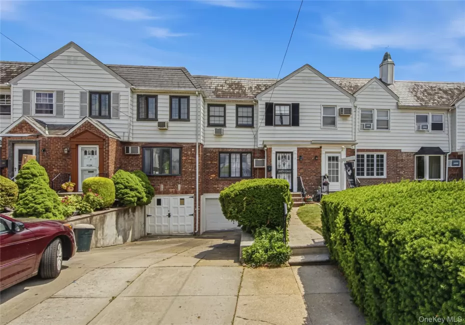 198-22 29th Avenue, New York, NY, 3 Bedrooms Bedrooms, 7 Rooms Rooms,1 BathroomBathrooms,Residential,For Rent,29th,0,1001719 198-22 29th Avenue, New York, NY, 3 Bedrooms Bedrooms, 7 Rooms Rooms,1 BathroomBathrooms,Residential,For Rent,29th,0,1001719