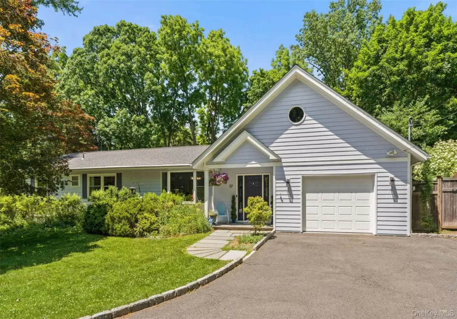 57 Riverview Road, Greenburgh, NY, 3 Bedrooms Bedrooms, 8 Rooms Rooms,3 BathroomsBathrooms,Residential,For Rent,Riverview,0,1002379 57 Riverview Road, Greenburgh, NY, 3 Bedrooms Bedrooms, 8 Rooms Rooms,3 BathroomsBathrooms,Residential,For Rent,Riverview,0,1002379
