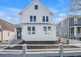 31 Walters Avenue, Oyster Bay, NY, 8 Bedrooms Bedrooms, 12 Rooms Rooms,3 BathroomsBathrooms,Residential,For Rent,Walters,0,1011628 31 Walters Avenue, Oyster Bay, NY, 8 Bedrooms Bedrooms, 12 Rooms Rooms,3 BathroomsBathrooms,Residential,For Rent,Walters,0,1011628