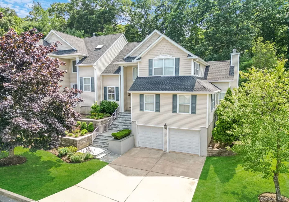 21 Vantage Court, Brookhaven, NY, 3 Bedrooms Bedrooms, 6 Rooms Rooms,3 BathroomsBathrooms,Residential,For Rent,Vantage,0,1011588 21 Vantage Court, Brookhaven, NY, 3 Bedrooms Bedrooms, 6 Rooms Rooms,3 BathroomsBathrooms,Residential,For Rent,Vantage,0,1011588