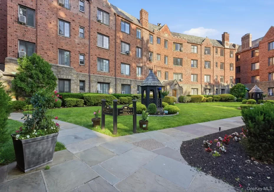 914 Wynnewood Road, Pelham, NY, 1 Bedroom Bedrooms, 3 Rooms Rooms,1 BathroomBathrooms,Residential,For Rent,Wynnewood,0,1011109 914 Wynnewood Road, Pelham, NY, 1 Bedroom Bedrooms, 3 Rooms Rooms,1 BathroomBathrooms,Residential,For Rent,Wynnewood,0,1011109