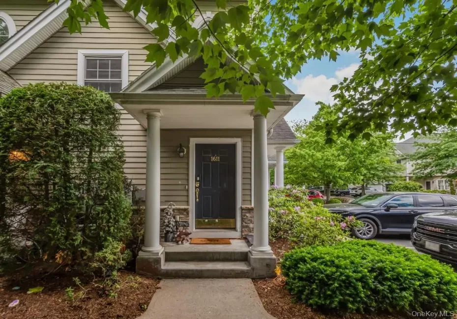 1611 Half Moon Bay Drive, Cortlandt, NY, 2 Bedrooms Bedrooms, 4 Rooms Rooms,2 BathroomsBathrooms,Residential Lease,For Rent,Half Moon Bay,0,1008539 1611 Half Moon Bay Drive, Cortlandt, NY, 2 Bedrooms Bedrooms, 4 Rooms Rooms,2 BathroomsBathrooms,Residential Lease,For Rent,Half Moon Bay,0,1008539