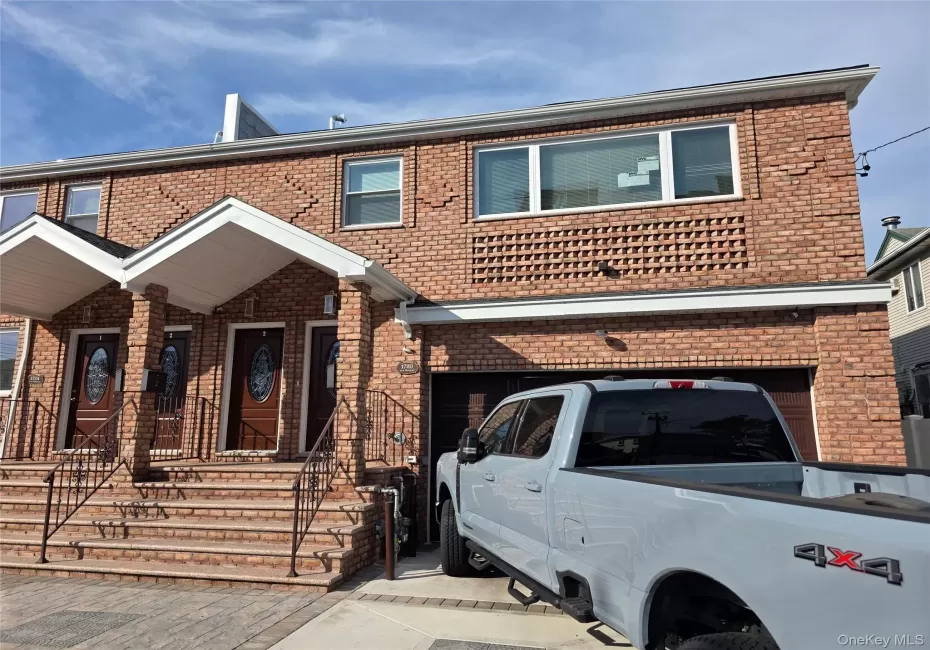 1720 New Haven Avenue, New York, NY, 7 Bedrooms Bedrooms, 9 Rooms Rooms,5 BathroomsBathrooms,Residential,For Rent,New Haven,0,1012084 1720 New Haven Avenue, New York, NY, 7 Bedrooms Bedrooms, 9 Rooms Rooms,5 BathroomsBathrooms,Residential,For Rent,New Haven,0,1012084