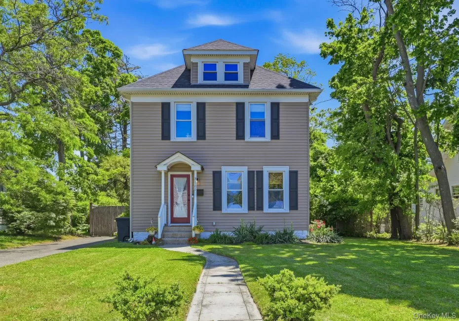 185 Cedar Avenue, Brookhaven, NY, 3 Bedrooms Bedrooms, 6 Rooms Rooms,1 BathroomBathrooms,Residential,For Rent,Cedar,0,1012200 185 Cedar Avenue, Brookhaven, NY, 3 Bedrooms Bedrooms, 6 Rooms Rooms,1 BathroomBathrooms,Residential,For Rent,Cedar,0,1012200