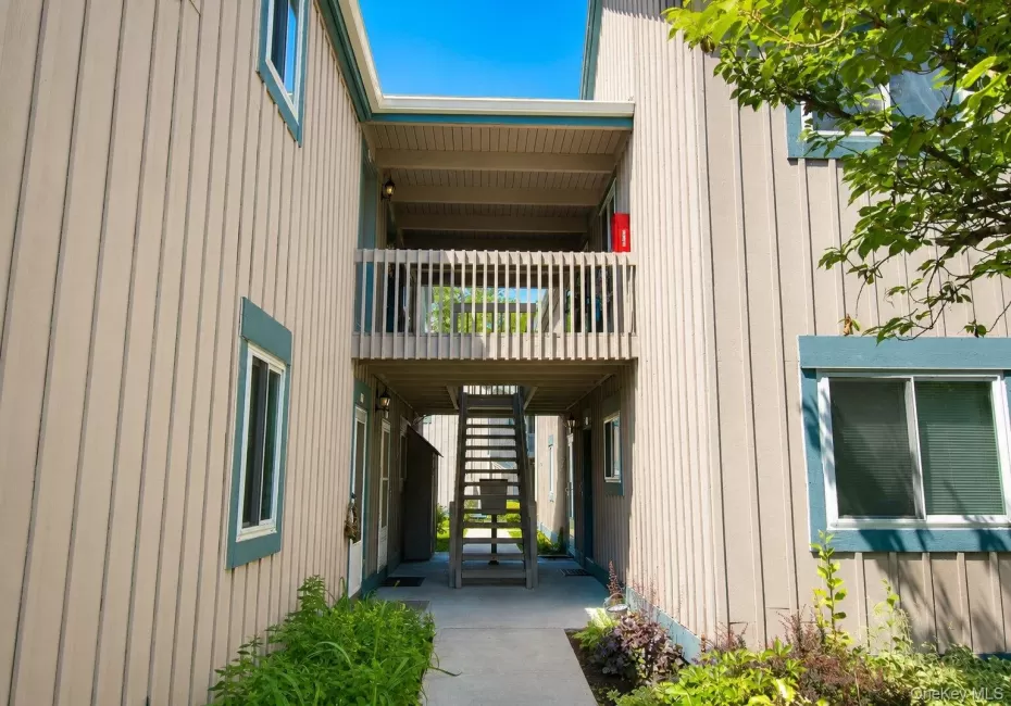 80 Sterling Street, Fishkill, NY, 1 Bedroom Bedrooms, 4 Rooms Rooms,1 BathroomBathrooms,Residential,For Rent,Sterling,0,1011521 80 Sterling Street, Fishkill, NY, 1 Bedroom Bedrooms, 4 Rooms Rooms,1 BathroomBathrooms,Residential,For Rent,Sterling,0,1011521