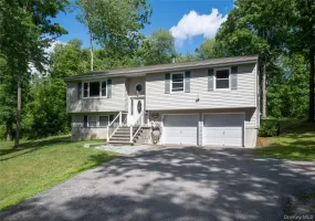 46 Rogers Road, Hyde Park, NY, 3 Bedrooms Bedrooms, 7 Rooms Rooms,1 BathroomBathrooms,Residential,For Rent,Rogers,0,1012221 46 Rogers Road, Hyde Park, NY, 3 Bedrooms Bedrooms, 7 Rooms Rooms,1 BathroomBathrooms,Residential,For Rent,Rogers,0,1012221